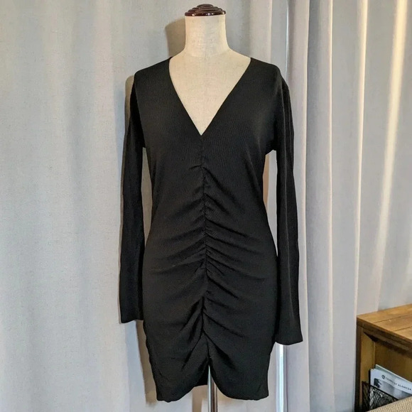 Reformation Black Mini Dress Long Sleeve Ruched Large Knit Ribbed Cally - Picture 3 of 8